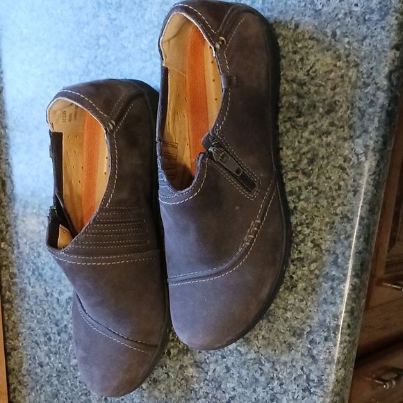 dansko leather sneakers